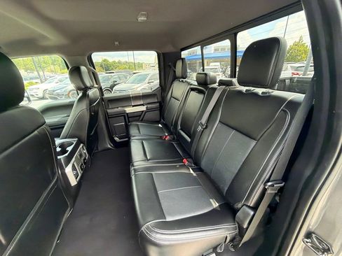 Used 2021 Ford F250 Lariat w/ Lariat Value Package AWD/4WD image 11