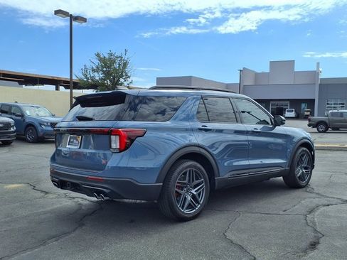Certified 2025 Ford Explorer ST AWD/4WD image 6