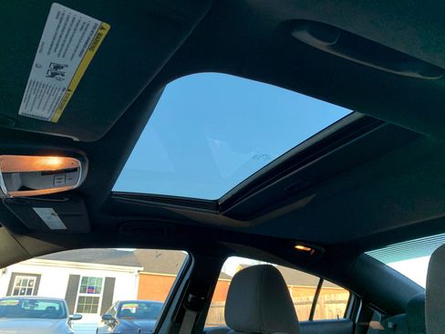 Used 2012 Dodge Charger SXT w/ Rallye Appearance Group image 17