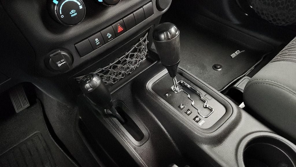 Used 2012 Jeep Wrangler Sport AWD/4WD image 16