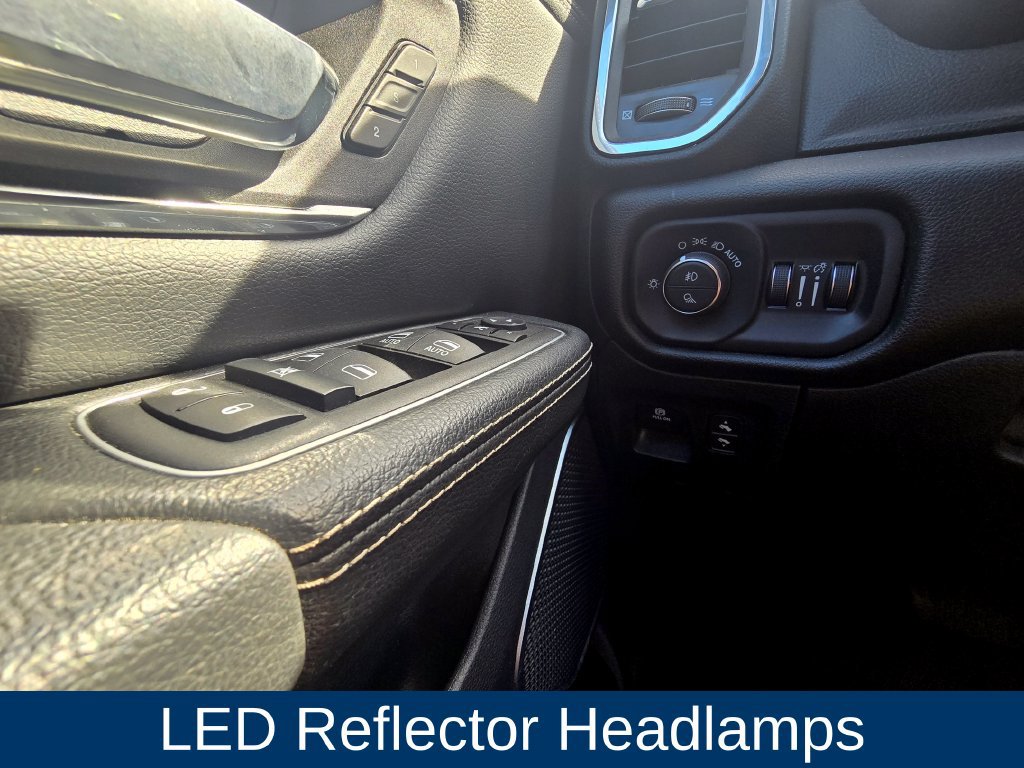 Used 2023 RAM 1500 Laramie AWD/4WD image 22