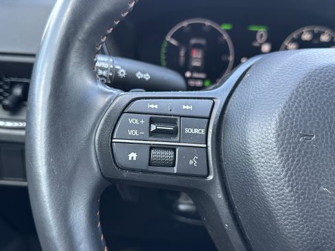 Used 2024 Honda CR-V Sport image 25