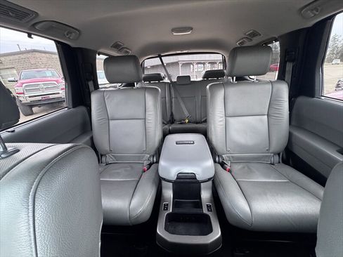 Used 2016 Toyota Sequoia Platinum AWD/4WD image 19