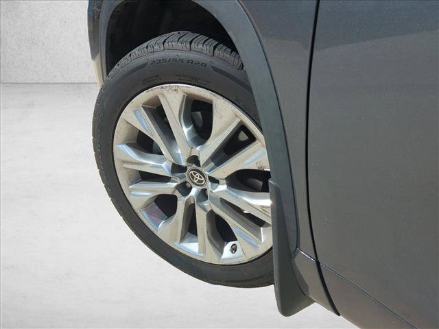 Used 2020 Toyota Highlander Limited AWD/4WD image 10