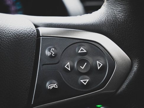 Used 2016 Chevrolet Tahoe LTZ image 16