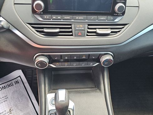 Used 2019 Nissan Altima 2.5 SR w/ SR Premium Package AWD/4WD image 15
