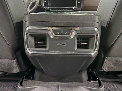 Used 2024 Chevrolet Silverado 1500 High Country w/ High Country Premium Package image 30