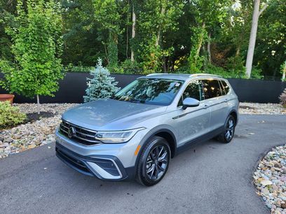 Certified 2023 Volkswagen Tiguan SE
