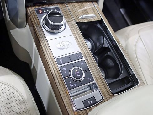 Used 2018 Land Rover Range Rover Long Wheelbase Supercharged image 25