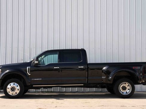 Used 2022 Ford F450 Limited w/ FX4 Off-Road Package image 55
