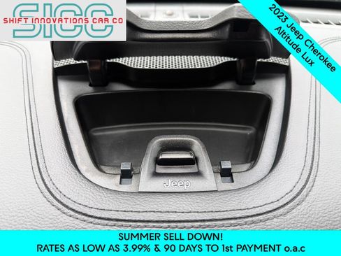 Used 2023 Jeep Cherokee Altitude Lux AWD/4WD image 21