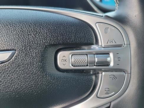 Certified 2023 Genesis GV70 2.5T w/ Advanced Package image 8