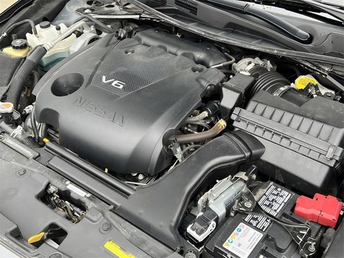 Used 2023 Nissan Maxima SV w/ Floor Mat Group image 32