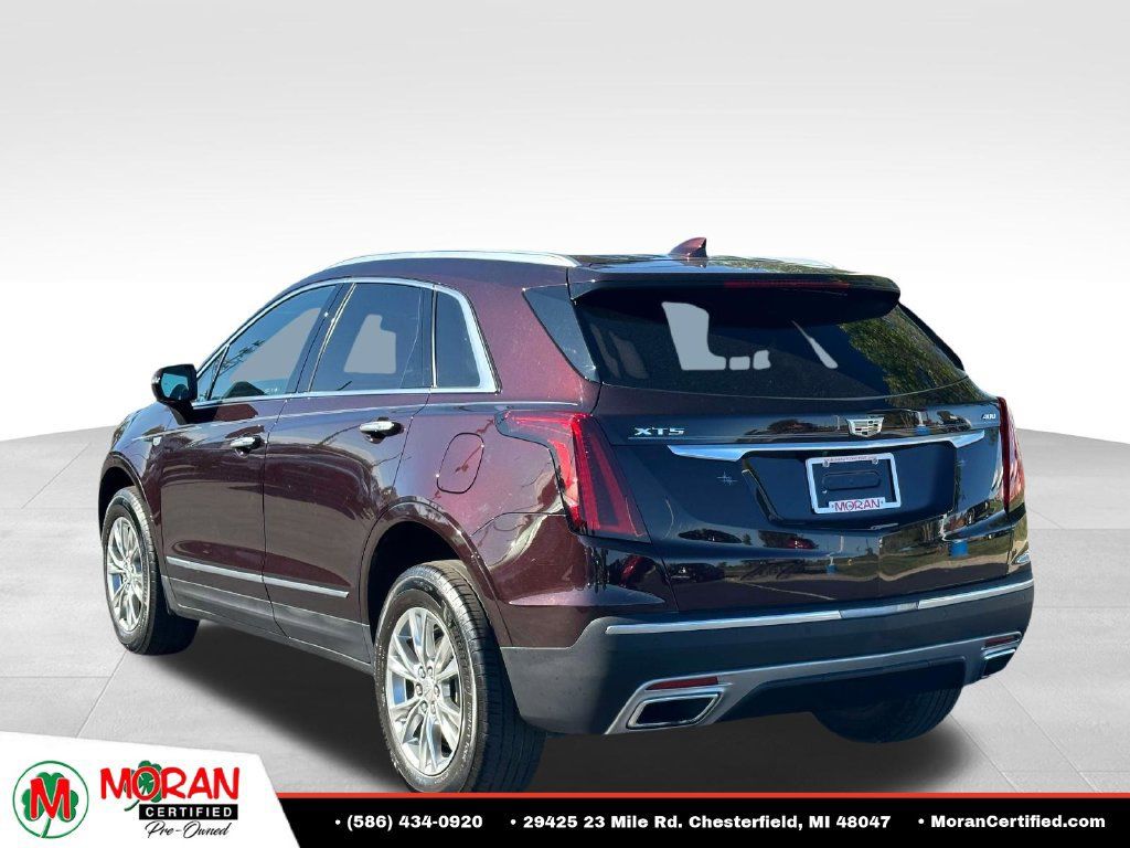 Used 2020 Cadillac XT5 Premium Luxury FWD image 4