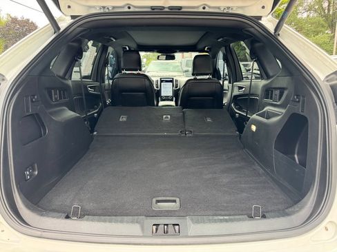 Used 2024 Ford Edge ST-Line AWD/4WD image 11