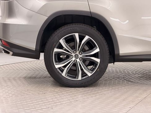 Used 2022 Lexus RX 350 FWD w/ Premium Package image 11