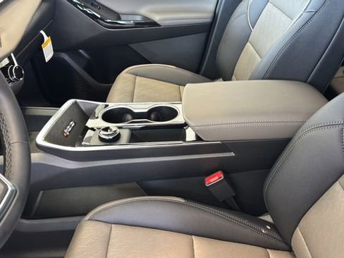 New 2026 Chevrolet Equinox LT image 18