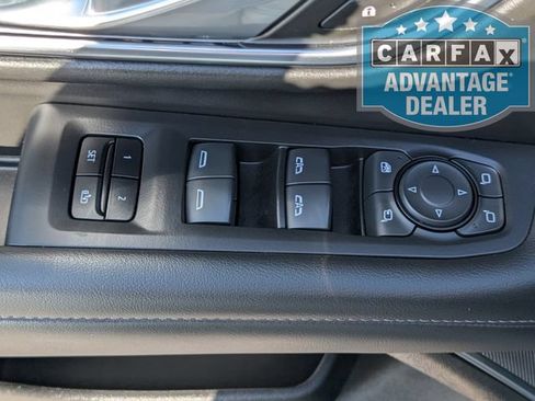 Used 2023 Chevrolet Tahoe Z71 w/ Luxury Package AWD/4WD image 21