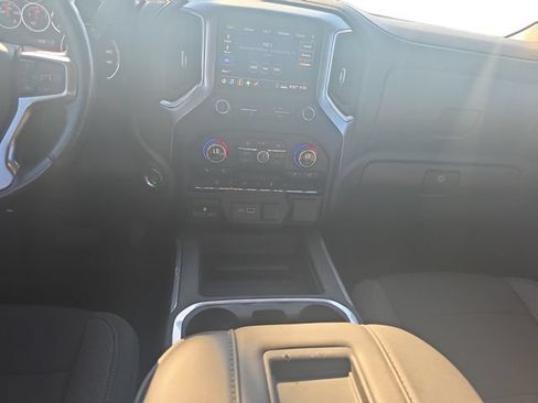 Used 2020 Chevrolet Silverado 1500 RST AWD/4WD image 13