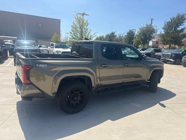 Used 2024 Toyota Tacoma TRD Sport w/ TRD Sport Premium Package RWD image 3