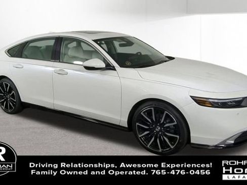 New 2026 Honda Accord Touring image 2