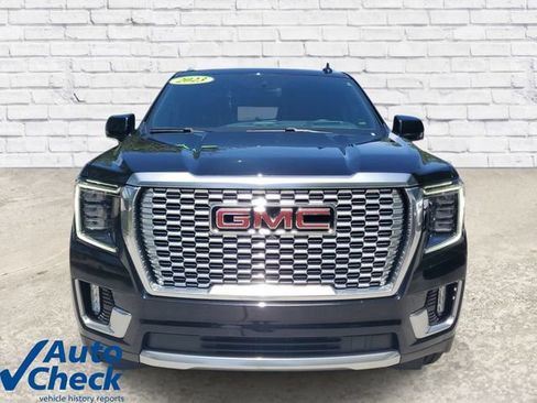 Used 2023 GMC Yukon XL Denali AWD/4WD image 6