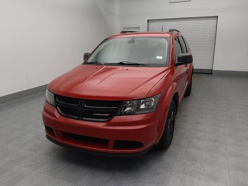 Used 2020 Dodge Journey SE w/ SE Popular Equipment Group image 15