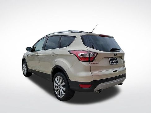 Used 2017 Ford Escape Titanium AWD/4WD image 4