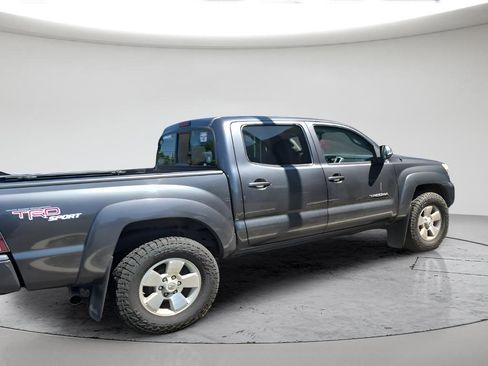 Used 2013 Toyota Tacoma 4x4 Double Cab w/ TRD Sport Pkg image 5
