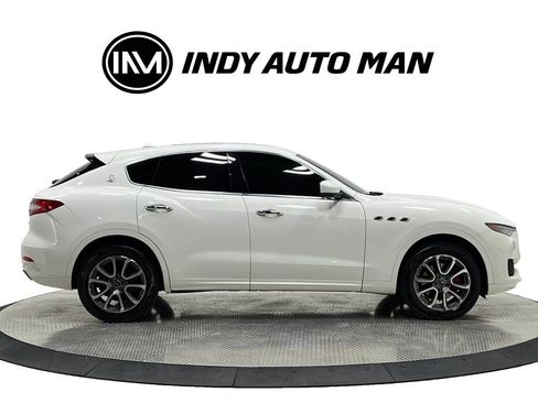 Used 2020 Maserati Levante Base image 4