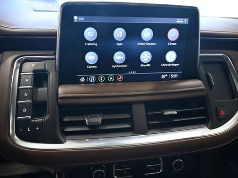 Used 2021 Chevrolet Tahoe High Country w/ Premium Package AWD/4WD image 21