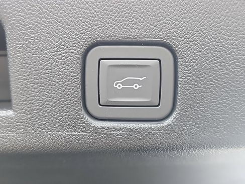 New 2026 GMC Acadia Elevation w/ Super Cruise Package image 7