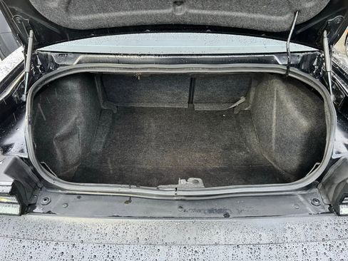 Used 2014 Dodge Challenger R/T image 13