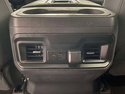Used 2022 Chevrolet Silverado 1500 RST w/ Convenience Package II AWD/4WD image 12
