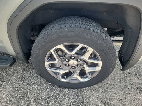 Certified 2023 GMC Sierra 1500 SLT w/ SLT Premium Plus Package AWD/4WD image 9