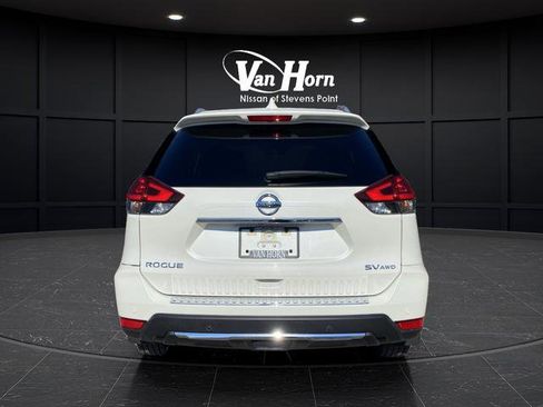 Used 2020 Nissan Rogue SV image 26