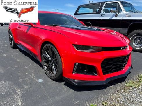 Used 2018 Chevrolet Camaro ZL1 RWD image 3