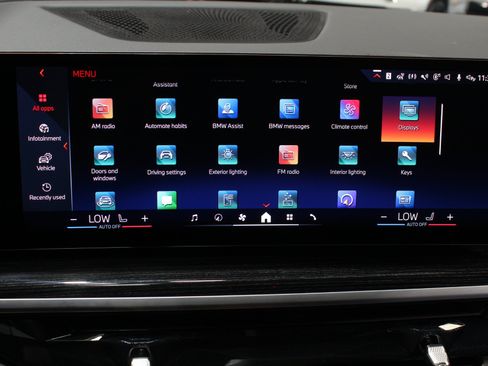 Used 2025 BMW X5 sDrive40i w/ M Sport Package RWD image 53