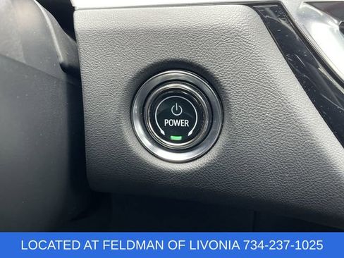 Used 2024 Cadillac Lyriq Sport image 16