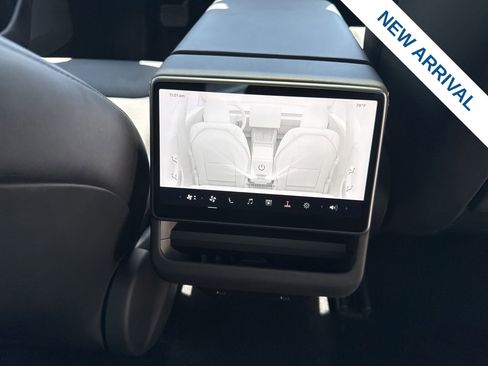 Used 2025 Tesla Model 3 Long Range AWD/4WD image 12