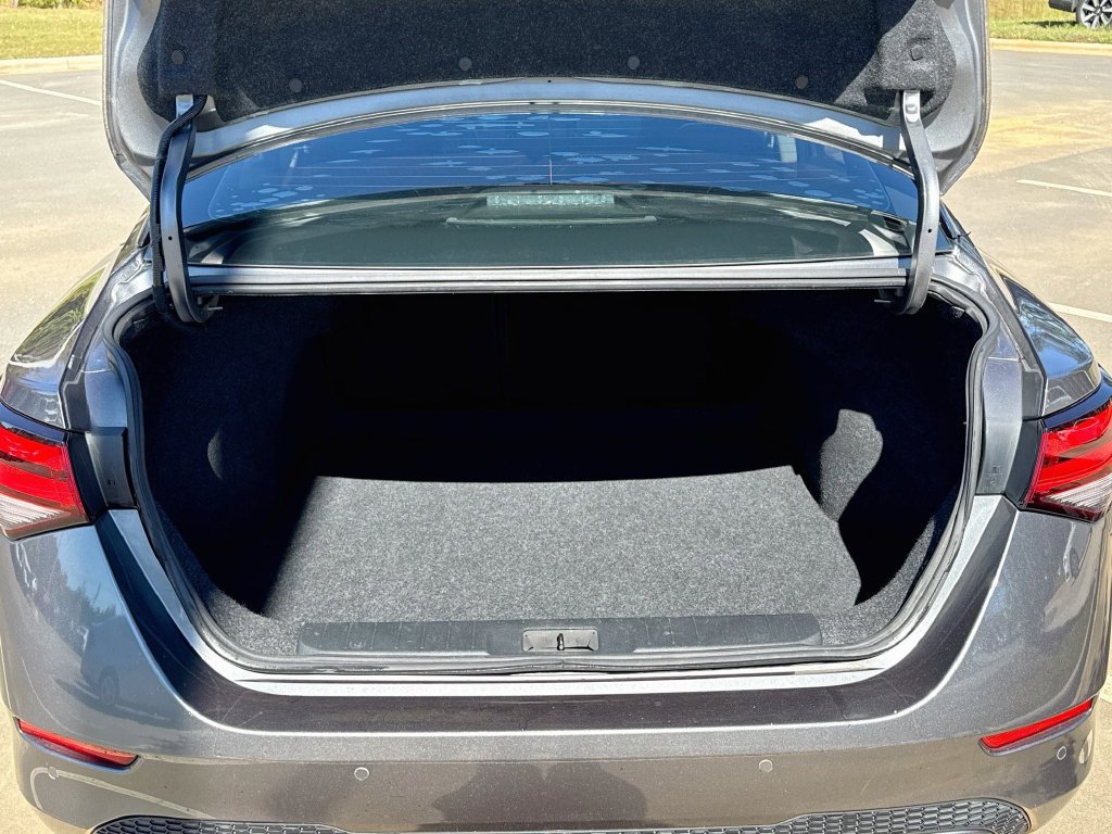 Used 2020 Nissan Sentra SV FWD image 34
