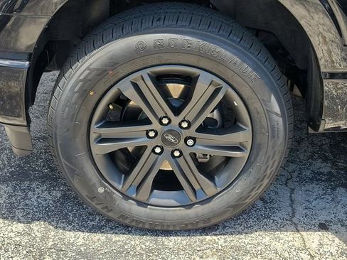 Used 2023 Ford F150 Lariat AWD/4WD image 10