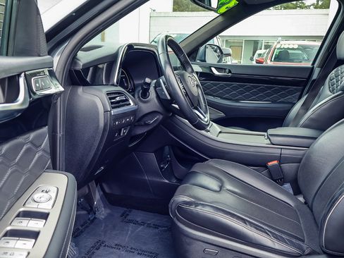 Used 2021 Hyundai Palisade Calligraphy AWD/4WD image 2
