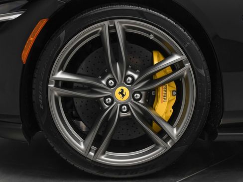 Used 2022 Ferrari Roma Nero Daytona Metallic image 33