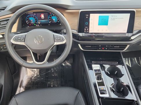 New 2026 Volkswagen Atlas SE AWD/4WD image 3