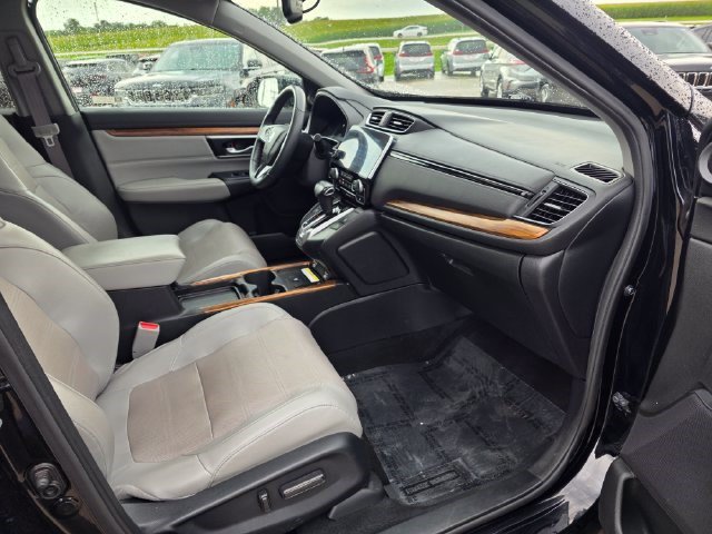 Used 2022 Honda CR-V Touring image 17