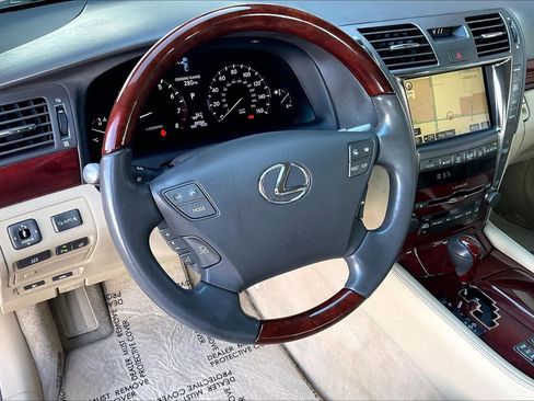 Used 2007 Lexus LS 460 L image 14