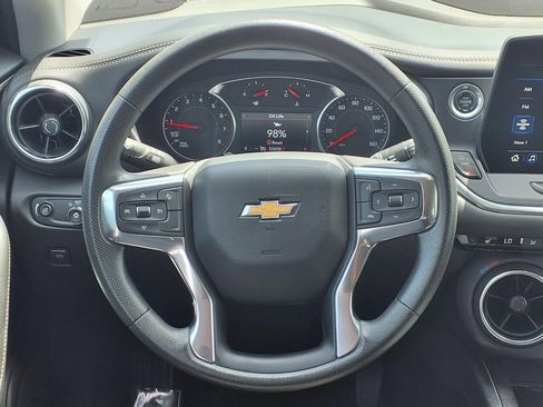 Used 2025 Chevrolet Blazer LT FWD image 12