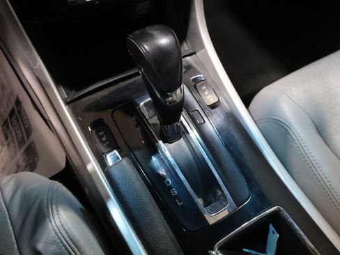 Used 2016 Honda Accord EX-L image 31