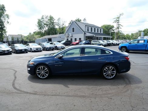 Used 2022 Chevrolet Malibu Premier FWD image 7